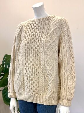 Purple Heather Handknit women's Cream 100% Irish Wool fisherman Sweater 80S